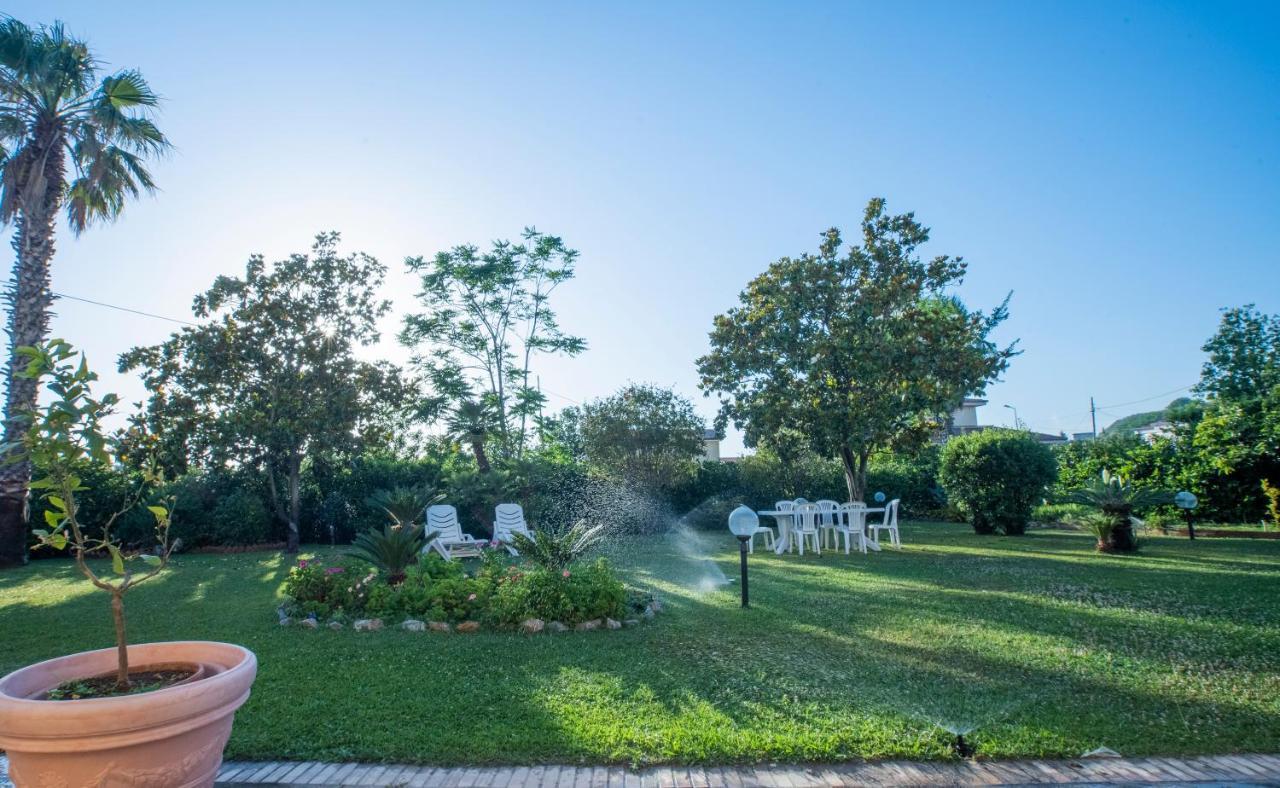 Palazzo Del Miglio Bed & Breakfast เบลเวเดเร มาริตตีโม ภายนอก รูปภาพ